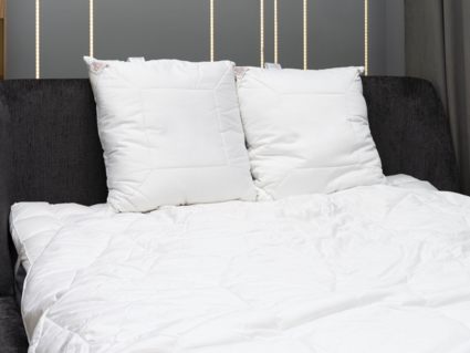 Подушка German Grass Merino Wool Grass 70х70