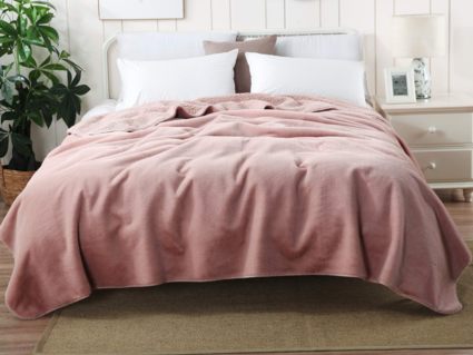 Покрывало Софи де Марко Аурелия (пудра) 160х220